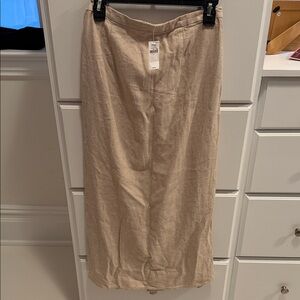 Elegant Tan Women's Skirt